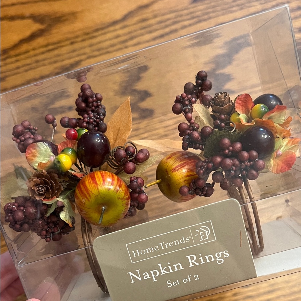 HomeTrends Decorative Napkin Rings Faux Florals Berries Branches Autumn Harvest
